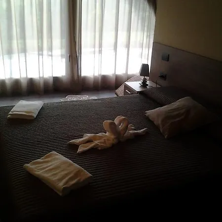 Agrialloggi La Palazzina Bed & Breakfast